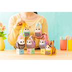 Mofusand | Nyanko with outing bag | Mascot Holder