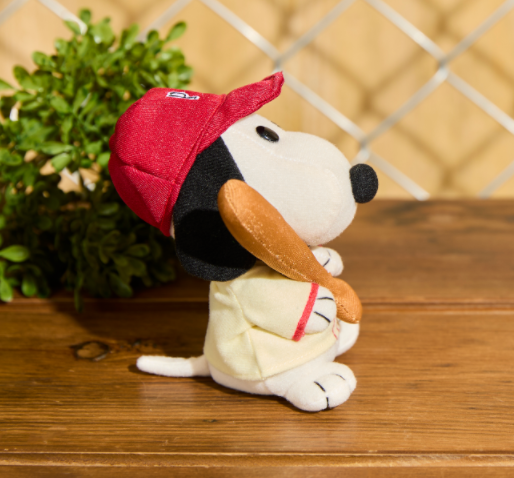 Snoopy | Baseball Limited | Snoopy Retrons Plush Toy S (13cm)