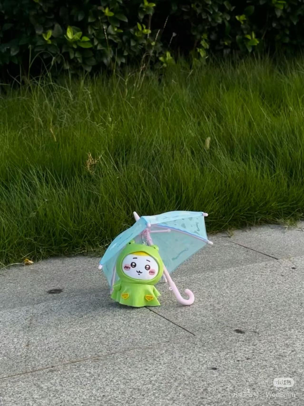 Chiikawa | Summer Season Limited | Raincoat Keychain