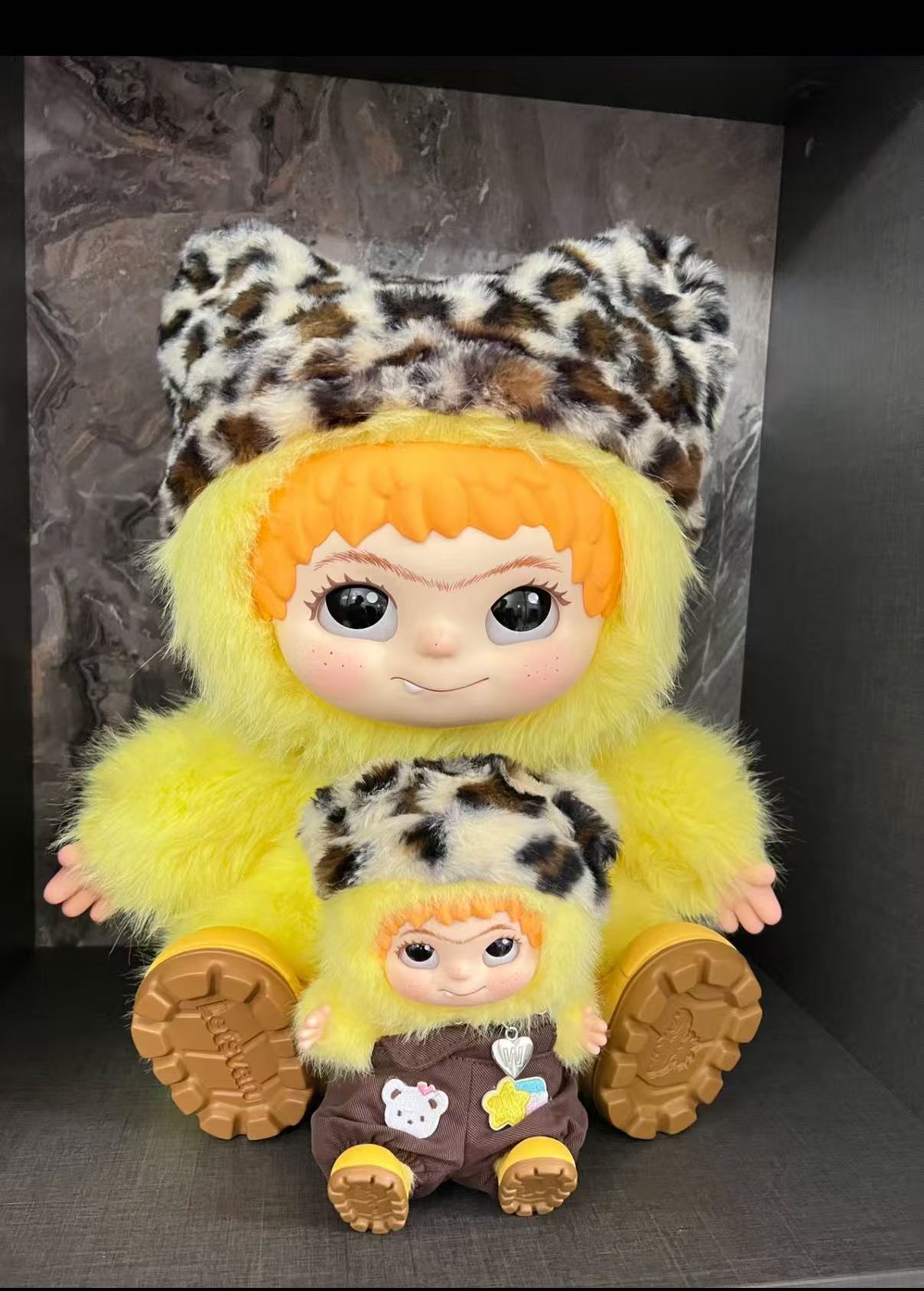 WAKUKU | Wakuku 800% | Super Large Plush Toy XXL (40cm)
