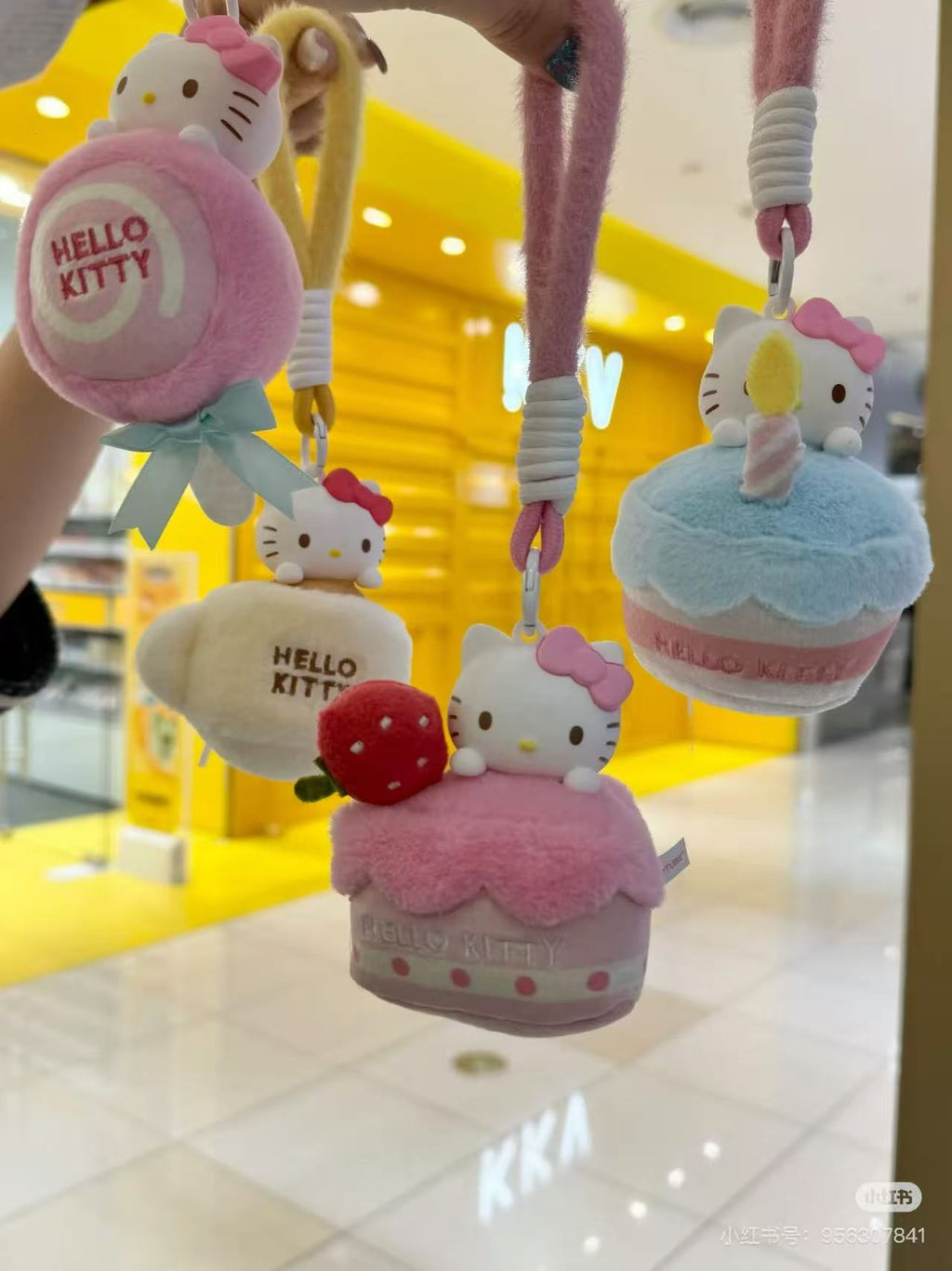 Hello Kitty | Sweet Workshop Plush Scented Blind Box