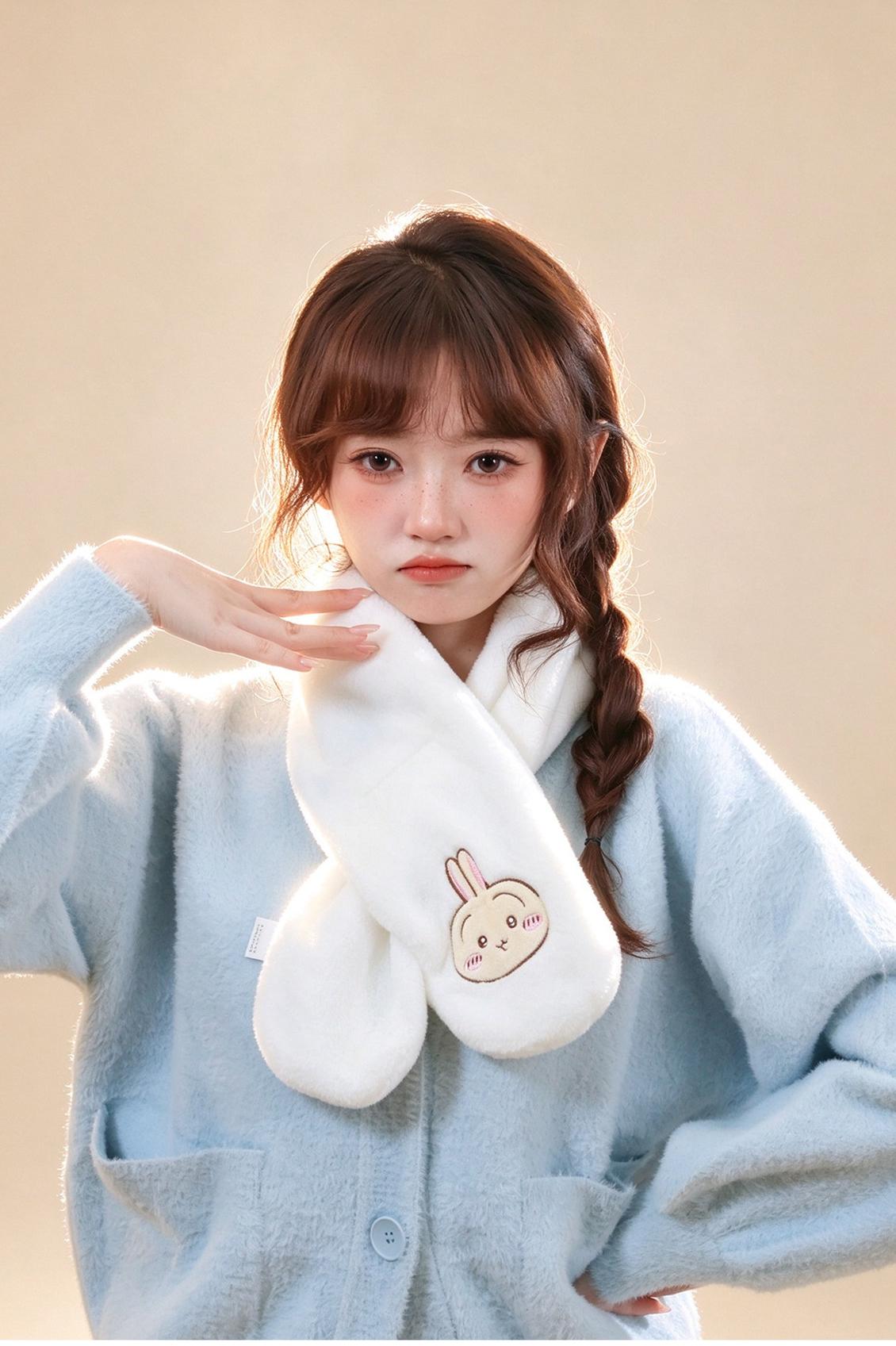 Chiikawa | Plush Neck Warmer