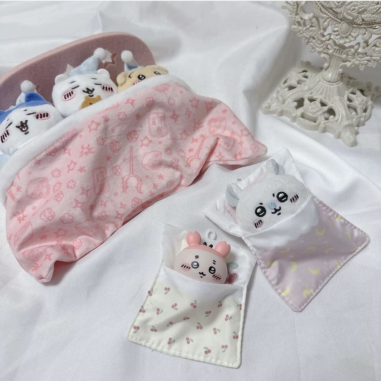 Seria 'Going Out' Doll Pouch / Travel Futon