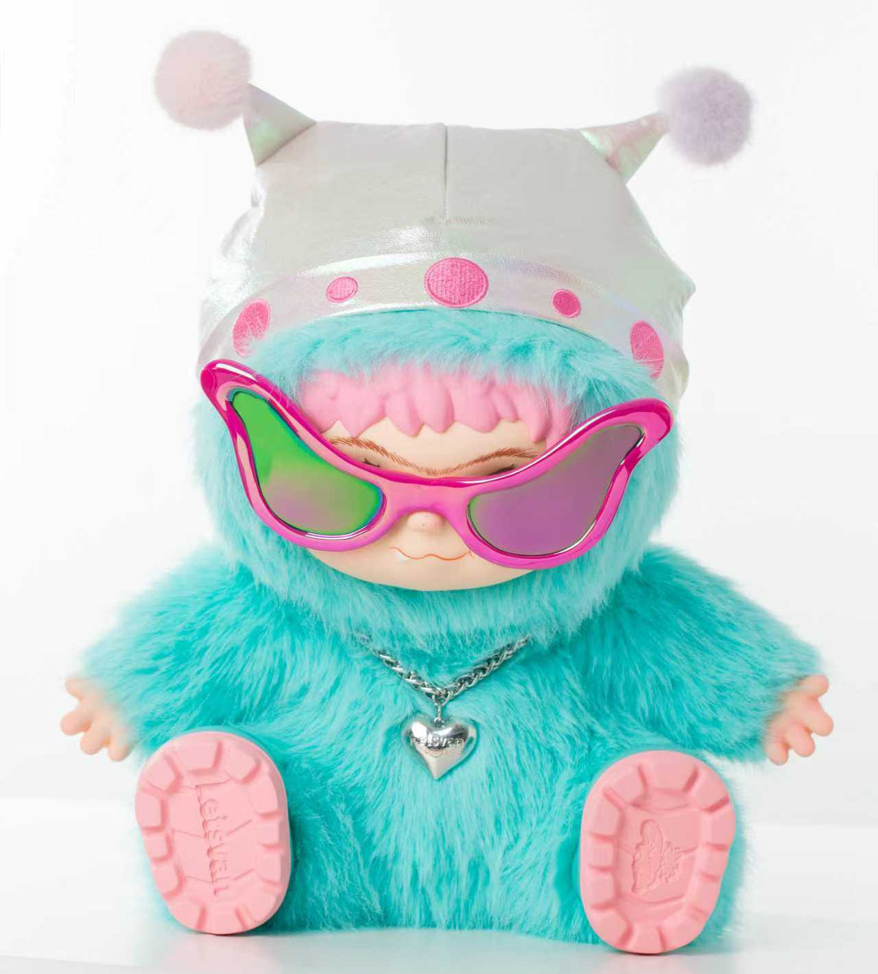 WAKUKU | Wakuku 800% | Super Large Plush Toy XXL (40cm) Secondary image
